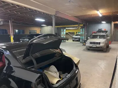 T & T Autos