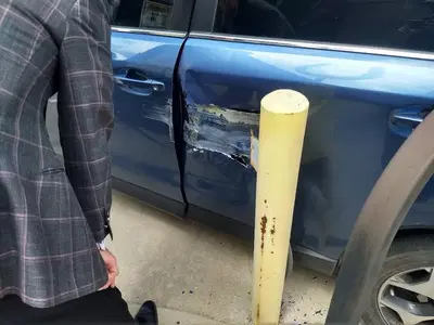 Lowell Auto Body Inc