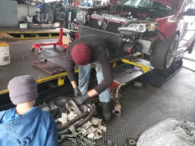 Iconic Automotive repair center