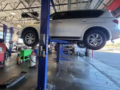 Service Street Auto Repair
