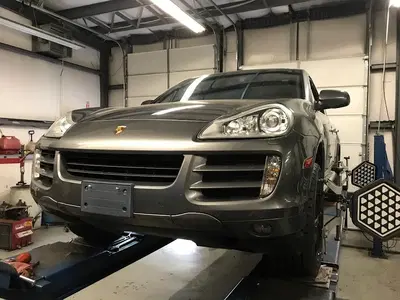 Roadrunner Auto & Truck Repair