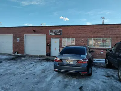 Two's Autobody Collision & Paint