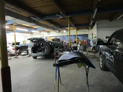 TJ's Auto Body LLC