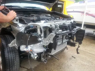 T & M Auto Body