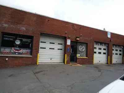 United Auto Sales & Service Inc