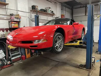 Lou's Auto Sales & Services