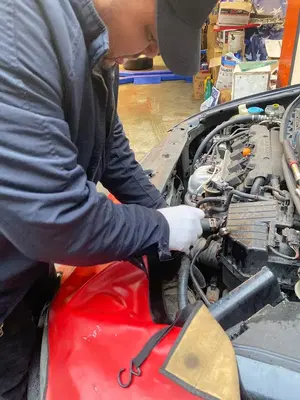 Yunior's Auto Repair