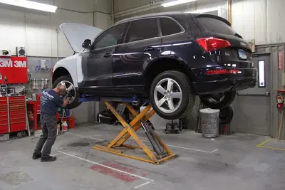 Hoffman Collision Center of Hartford