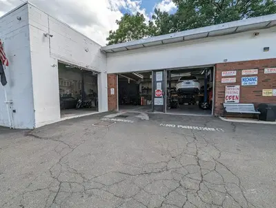 New Canaan Ave Service