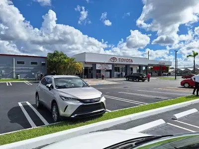 Headquarter Toyota Parts & Body Shop