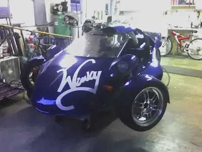 J & J Auto Body & Painting Inc