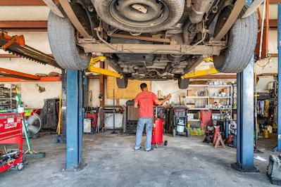 Guy's Automotive
