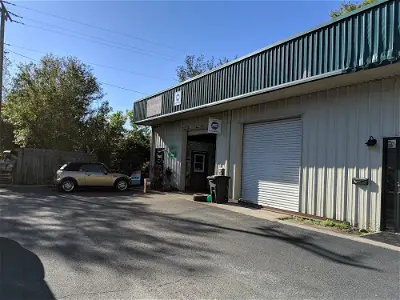 Roberts Auto Shop