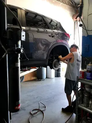 Eddies Garage LLC