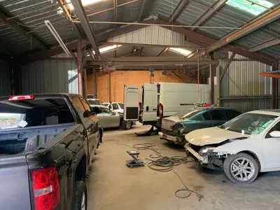 Central Florida Auto Body & Trucks LLC