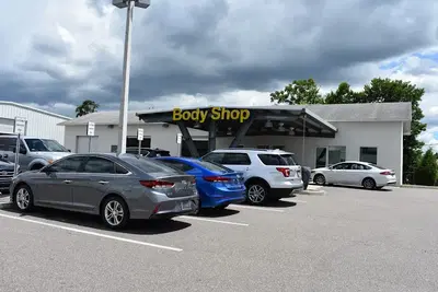 Lakeland Body Shop & Collision Center