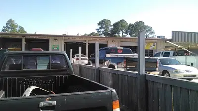 Venetian Automotive Center