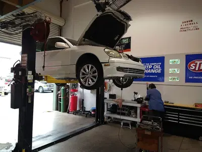 R&G AUTO TECH CENTER LLC