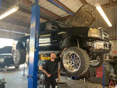 Leopold Truck & Auto Repair