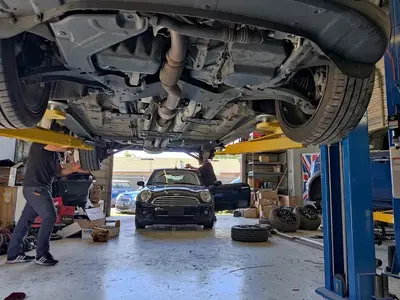EC Automotive Specialist LLC. MINI Cooper Shop.