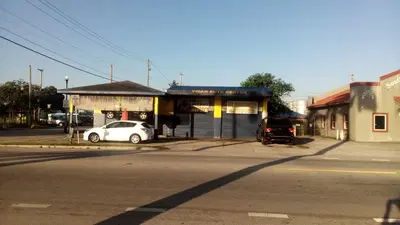 Vicar Auto Center