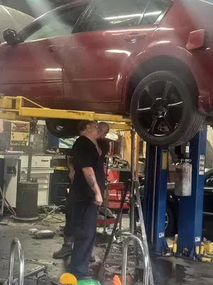 Guthrie's Auto Service LLC