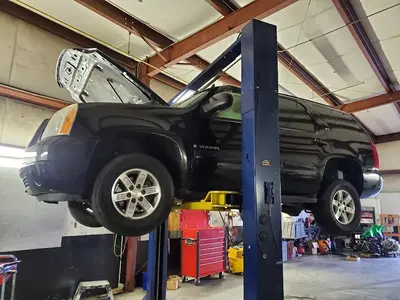 Reyes Auto Repair LLC