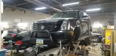 T H Truck Auto Repair