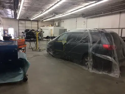 Uria Auto Body