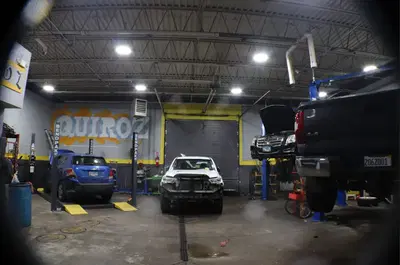 Quiroz Auto Center