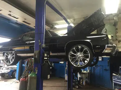 Aztecas Mufflers & Brakes