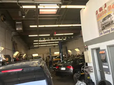 J & J Auto Body & Sales