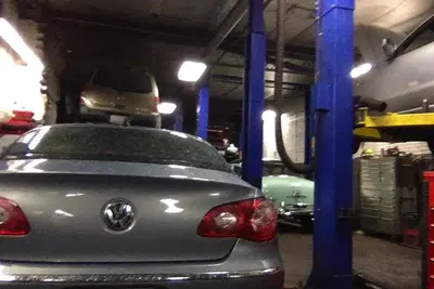 A & Zee Auto Repair and Body Shop