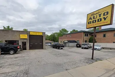 Lou's Auto Body