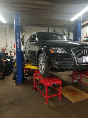 G & R Auto Corp
