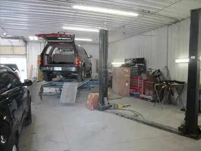 United Collision & Customs