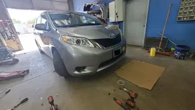 United Auto Body