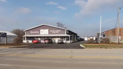 Lovetts Towing & Recovery