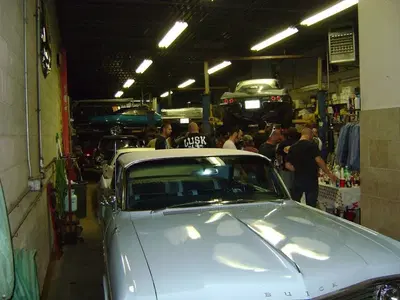 L & J Auto