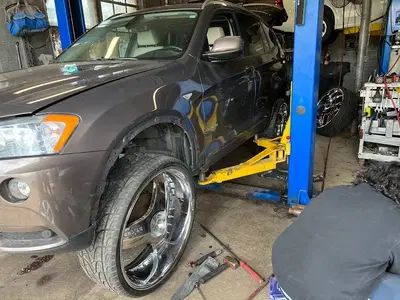 J and B auto service