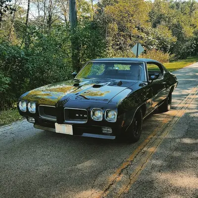 Ernie's Auto Service LLC