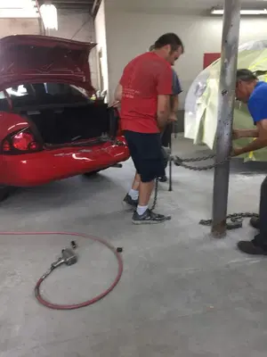 DeWigs Body Shop