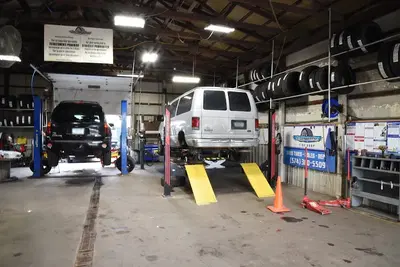 Los Compadres auto repair &tire shop