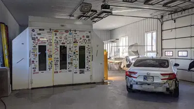 Rocky's Body Shop LLC