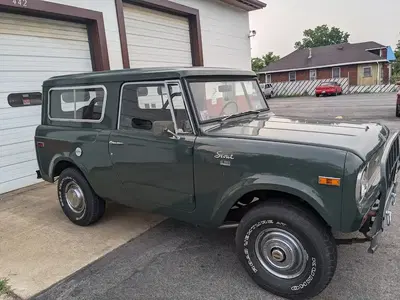 Dave's Auto Center Inc