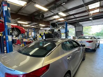 Robert Brogden's Olathe Kia Service Department