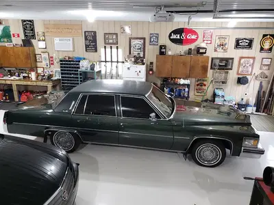 Jayhawk Body Shop & Glass