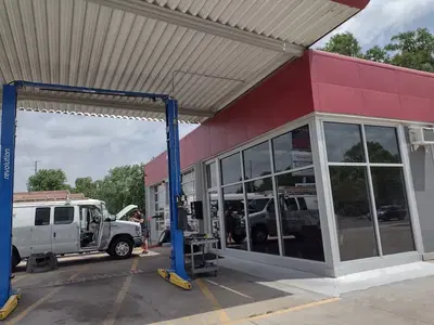 Woody's Automotive College Hill