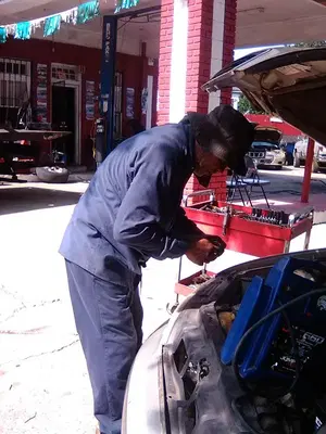 BANKS STREET SERVICE STATION