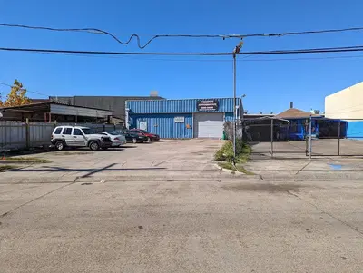 Perry's Automotive